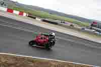 cadwell-no-limits-trackday;cadwell-park;cadwell-park-photographs;cadwell-trackday-photographs;enduro-digital-images;event-digital-images;eventdigitalimages;navarra;no-limits-trackdays;peter-wileman-photography;racing-digital-images;trackday-digital-images;trackday-photos